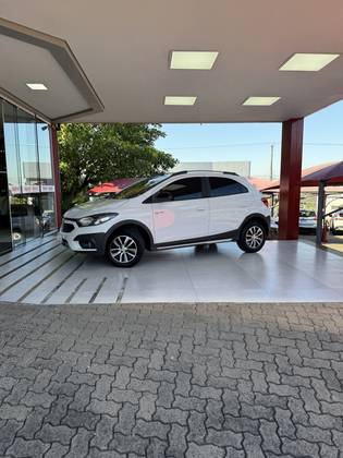 CHEVROLET ONIX 1.4 MPFI ACTIV 8V FLEX 4P MANUAL